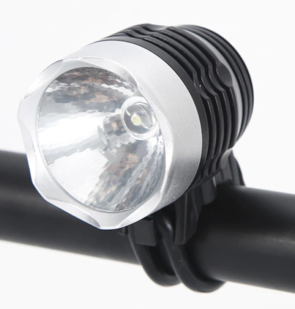 handyscoot-handlebar-front-light-mounted-600x628